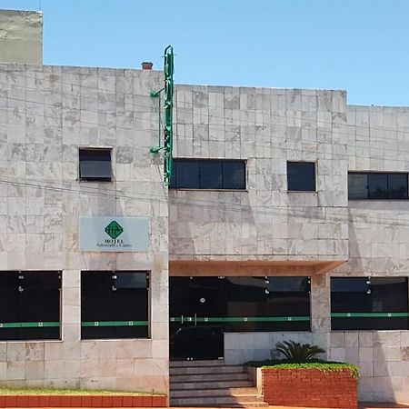 Hotel Castro Itumbiara Εξωτερικό φωτογραφία