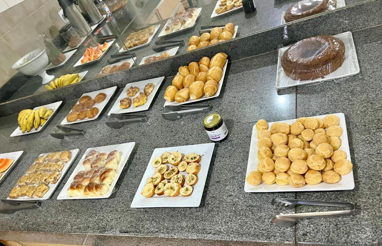 Hotel Castro Itumbiara Εξωτερικό φωτογραφία