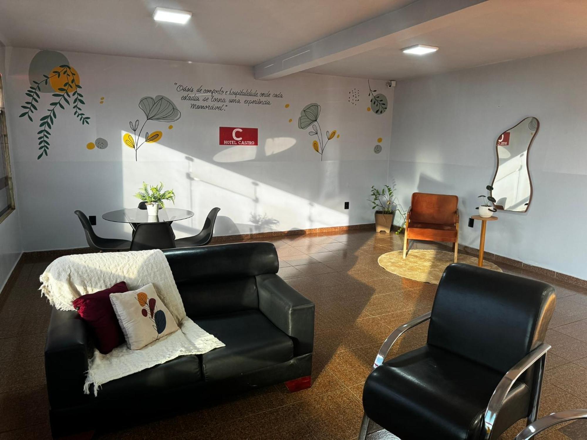 Hotel Castro Itumbiara Εξωτερικό φωτογραφία