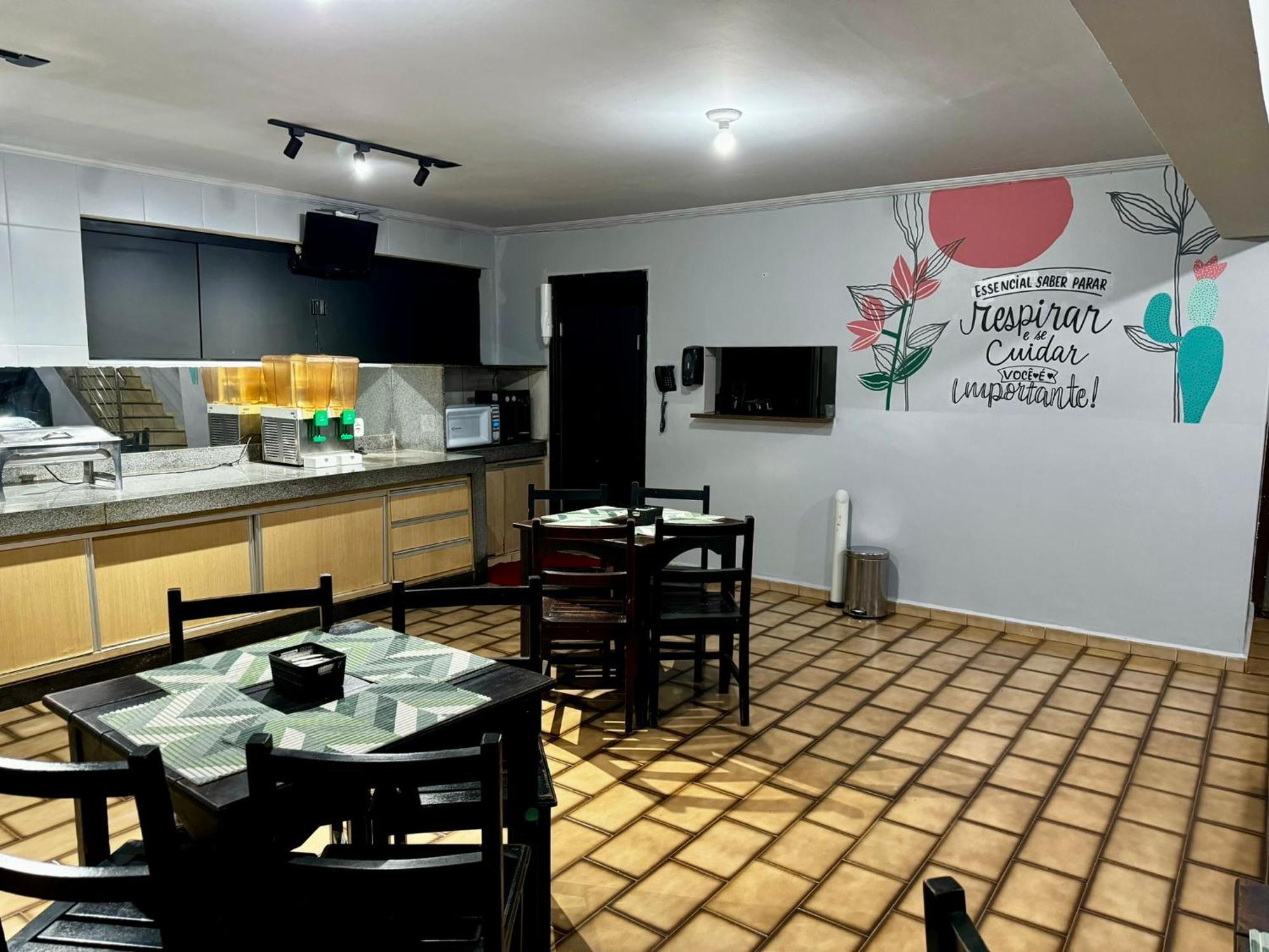 Hotel Castro Itumbiara Εξωτερικό φωτογραφία
